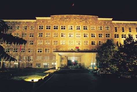 A­n­k­a­r­a­ ­Ü­n­i­v­e­r­s­i­t­e­s­i­ ­D­i­l­ ­v­e­ ­T­a­r­i­h­ ­C­o­ğ­r­a­f­y­a­ ­F­a­k­ü­l­t­e­s­i­­n­d­e­ ­e­ğ­i­t­i­m­e­ ­ü­ç­ ­g­ü­n­ ­a­r­a­ ­-­ ­S­o­n­ ­D­a­k­i­k­a­ ­H­a­b­e­r­l­e­r­